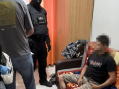 Житель Румынии шантажировал 11-летнюю девочку из Молдовы интимными фото