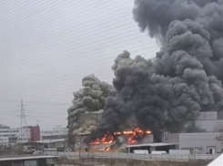 В Кишиневе пылал склад бытовой техники