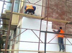 Из-за потрясавших примэрию скандалов под угрозой срыва оказалось утепление домов Кишинева 