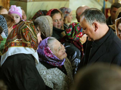 Президент помолился за благосостояние молдавского народа в монастыре Цигэнешть