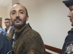 СМИ: задержание полицейских связано с делом Георге Петика