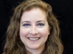 Сексуальными посланиями со своими «голыми фото» из сауны симпатичная девушка совратила ученика