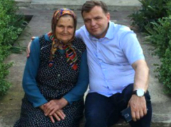 Компромат: Андрей Нэстасе унизил родную мать, поставив ей жесткий ультиматум