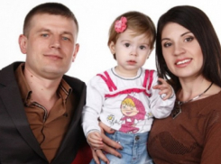 Известную певицу с молдавскими корнями и ее дочь взорвали в машине в Одесской области