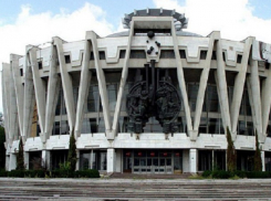 Угроза взрыва - неизвестный позвонил в цирк и сообщил о заложенной бомбе