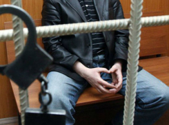 Мошенник отобрал у своих друзей из Бельц квартиру и автомобили 