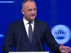 Причины скандальной высылки российских дипломатов из Молдовы раскрыл президент