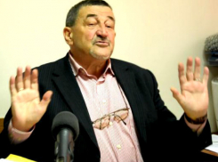 Украинцев шокировали подробности секс-скандала с профессором-извращенцем и студентками