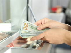 «Золотая корона» - всё: прекращены онлайн-переводы из России в Молдову