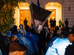 Полиция продолжает неправомерно убирать палатки перед Генеральной прокуратурой