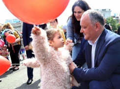 Инициативу президента об увеличении пособия по рождению поддержали две парламентские комиссии 