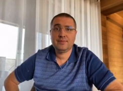 Ренато Усатый обматерил человека на встрече с избирателями