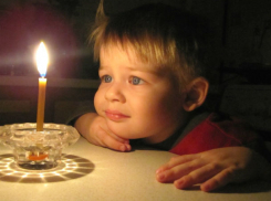 Массовые отключения света произойдут во вторник в столице и 13 районах Молдовы