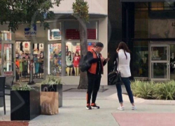 Фото дня: Влад Плахотнюк замечен в Майами в молодежном "прикиде"