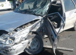 В ДТП с пассажирским микроавтобусом пострадал молодой человек