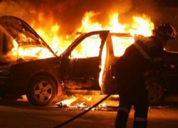 В Вулканештах злоумышленники сожгли машину за 20 тысяч евро