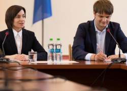 «Он заработал их честным путем»: Санду высказалась об офшорных «миллионах Спыну»