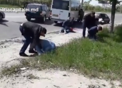 В Кишиневе посреди улицы задержана банда домушников
