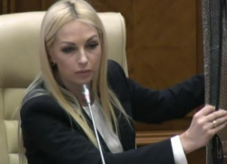 Депутат ПСРМ – Марине Таубер: ваш «лидер» - обыкновенный вор