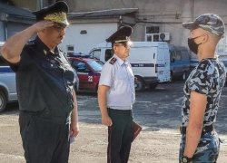 В Тирасполе молодой курсант отважно спас женщину от укусов большой овчарки