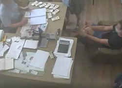 Как в Кишиневе вымогают деньги за место на кладбище: шокирующее видео