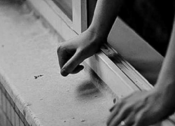 Страшный прыжок в никуда – в Кишиневе женщина сбросилась с 16-го этажа