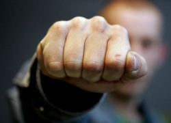 "И звать его будем Плевок": в Слободзее пьяная компания избила человека