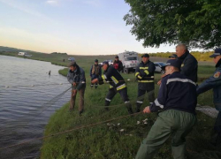 Трагедия: трое несовершеннолетних погибли в озере в Оргеевском районе
