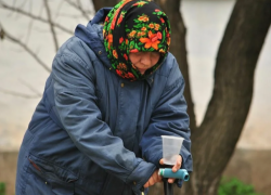 Власти готовят штрафы для просящих милостыню