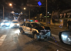 В центре Кишинева в аварию попал автомобиль госохраны