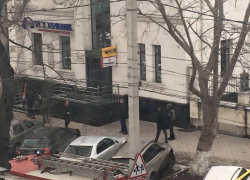 Тревога в столице: неизвестные сообщили о бомбах в офисах двух банков 