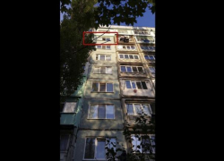 Появились первые подробности о падении двухлетней девочки из окна 8 этажа в Бельцах