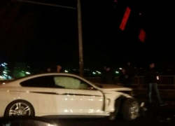 За рулем BMW, влетевшего в панно на Виадуке, был 20-летний гражданин Израиля