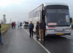 Автобус Москва - Кишинев попал в смертельное тройное ДТП в России