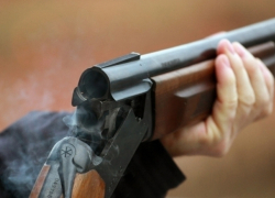 Разъяренный житель Единецкого района во время ссоры с женой застрелил тещу 