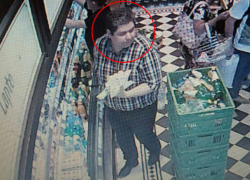 Карманник похитил крупную сумму денег у пассажира столичного троллейбуса