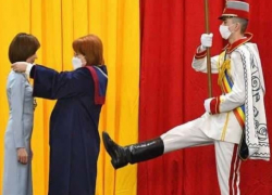 Социалисты требуют отправить Маноле в отставку с поста судьи КС