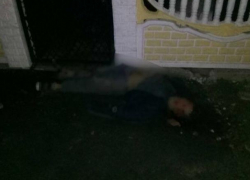 Страшная находка в Сороках - 21-летнего парня сбили на обочине и оставили умирать