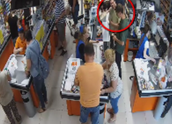 Бандиты, похитившие сумку из камера хранения в столичном супермаркете, попали на видео