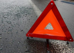 В ночной аварии в Ниспоренах пострадали 73-летняя женщина и ее внучка