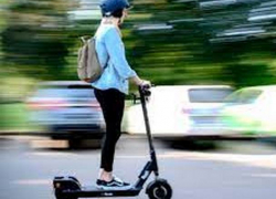 Самокаты есть, правил нет: проблема набирает обороты 