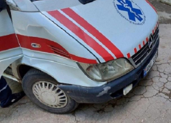 В Бельцах 12-летняя девочка угодила под колеса машины скорой помощи