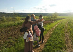 Три барышни нелегально перешли молдавско-украинскую границу, чтобы позагорать в Одессе 