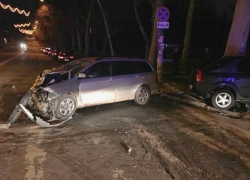 В ночной аварии на Буюканах пострадали два человека