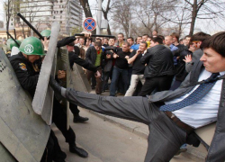 Депутат: если в стране произойдет хаос, сметут всех, в том числе и нынешнего президента