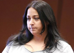 Брюнетка с большой грудью занималась сексом с шестью учениками