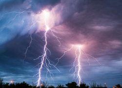 Смерть у пруда: мальчик погиб от удара молнии в Теленештском районе