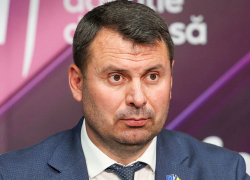 «Трижды нажали кнопку - и домой»: Костюк рассказал о работе депутатов