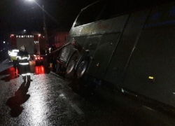 Автобус с пассажирами из Кишинева слетел с трассы в Румынии после того, как в него врезался внедорожник