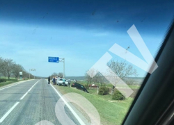 На трассе Кишинев-Леушены в лобовом столкновении пострадали два автомобиля